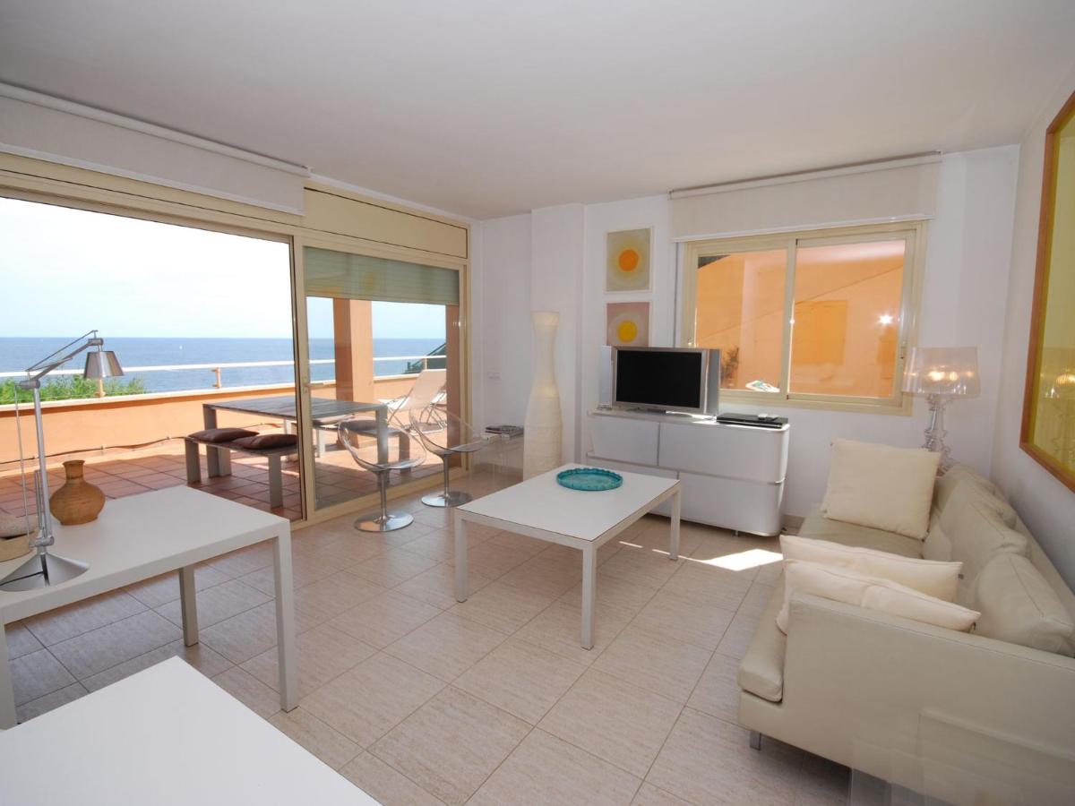 Modern Apartment in Sant Feliu de Guixols with Swimming Pool ...