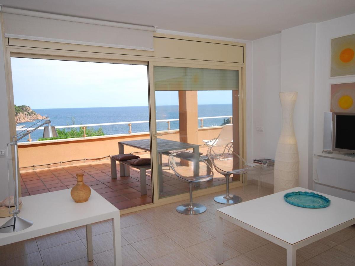 Modern Apartment in Sant Feliu de Guixols with Swimming Pool ...