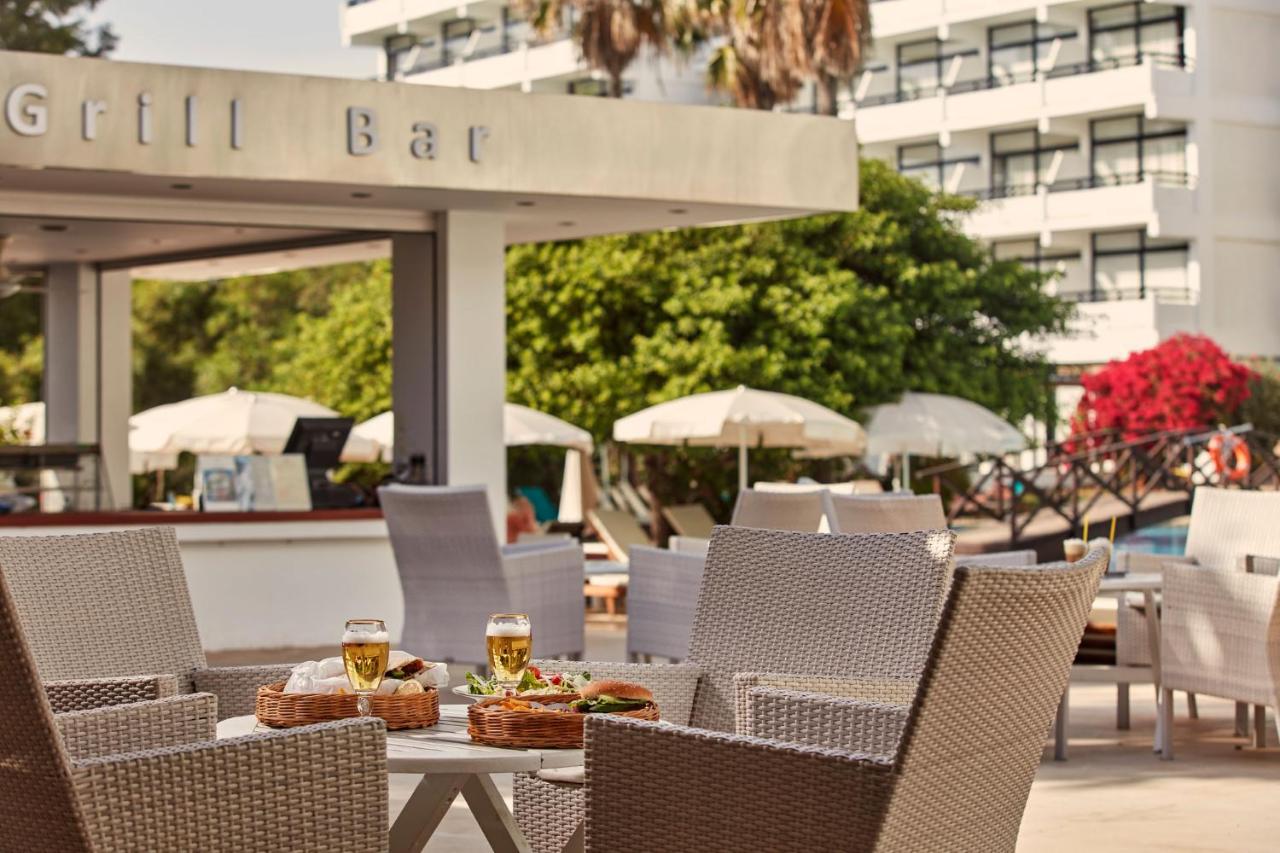 Grecian Bay photo