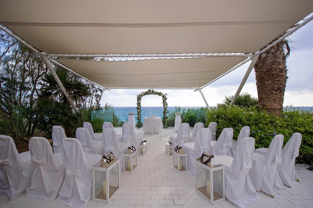 Grecian Sands Hotel photo