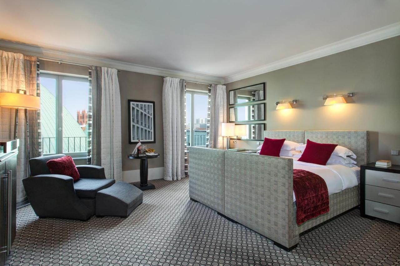 Rocco Forte Hotel De Rome photo