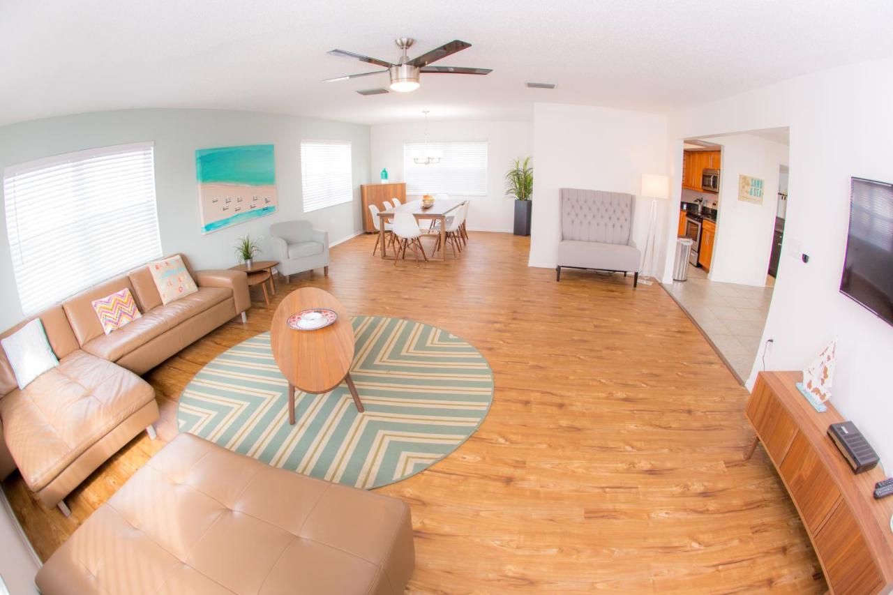St. Pete Beach Suites — photo 5