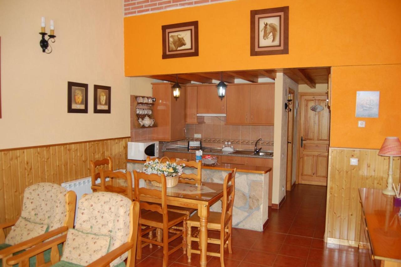 Gredos Casa Rural Los Treboles, San Martín de la Vega del ...