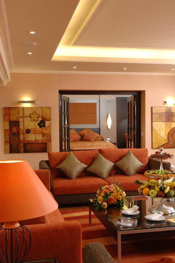 Regency Palace Hotel photo
