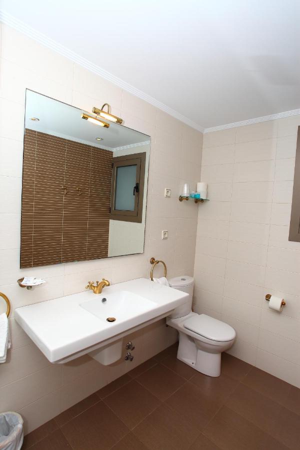 Hotel Monasterio de Leyre, Yesa – Precios actualizados 2022