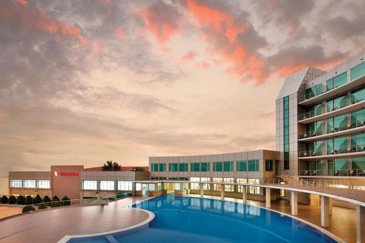 Ramada by Wyndham Baku photo