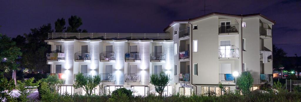 Hotel Beatrice photo