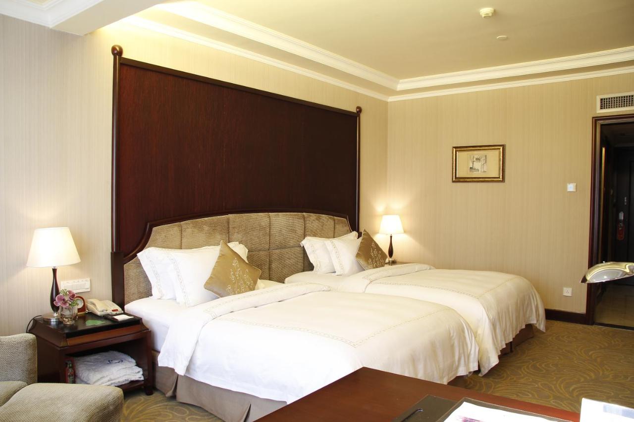 The Royal Marina Plaza Hotel Guangzhou photo