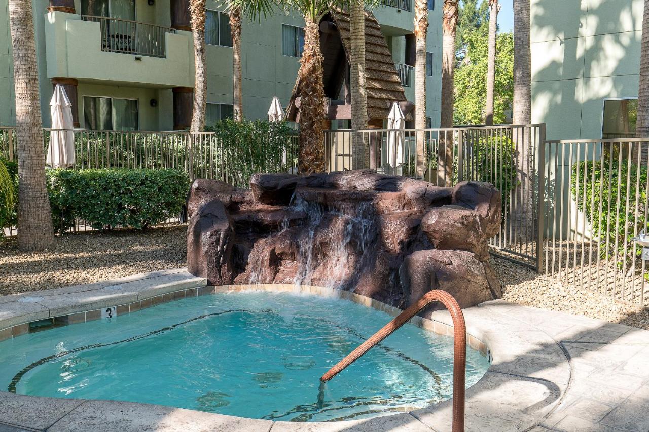Tahiti All-Suite Resort — photo 16
