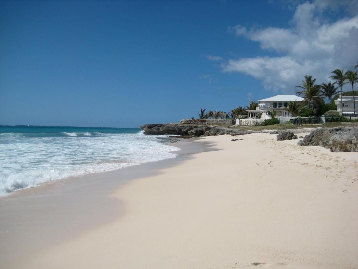 Beach: Inchcape Seaside Villas