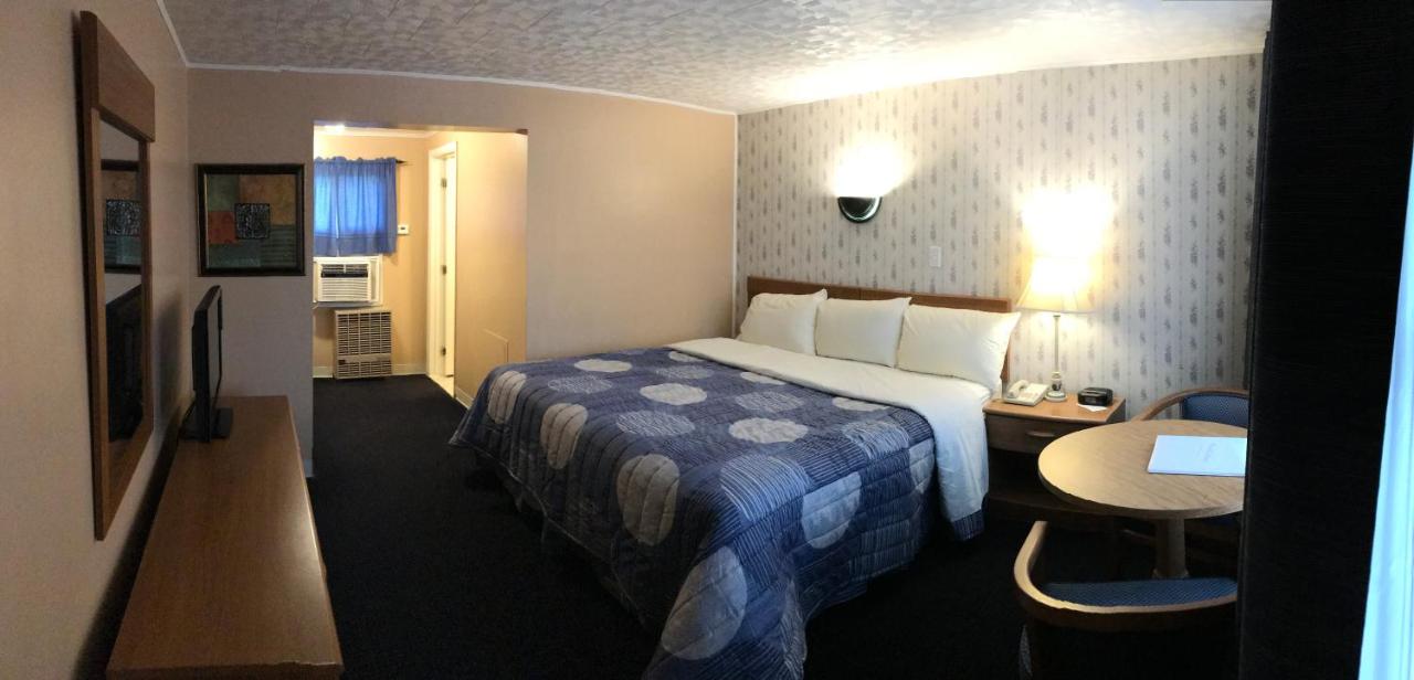Moonlight Motel — photo 24