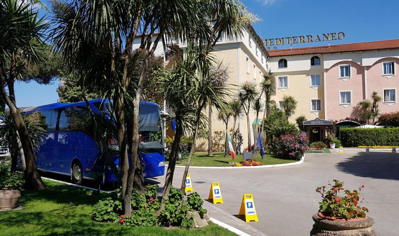 Hotel Mediterraneo photo
