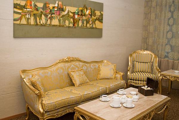Golden Coast Hotel photo