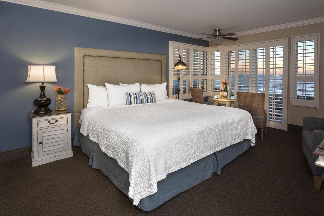 Sand Pebbles Inn — photo 11