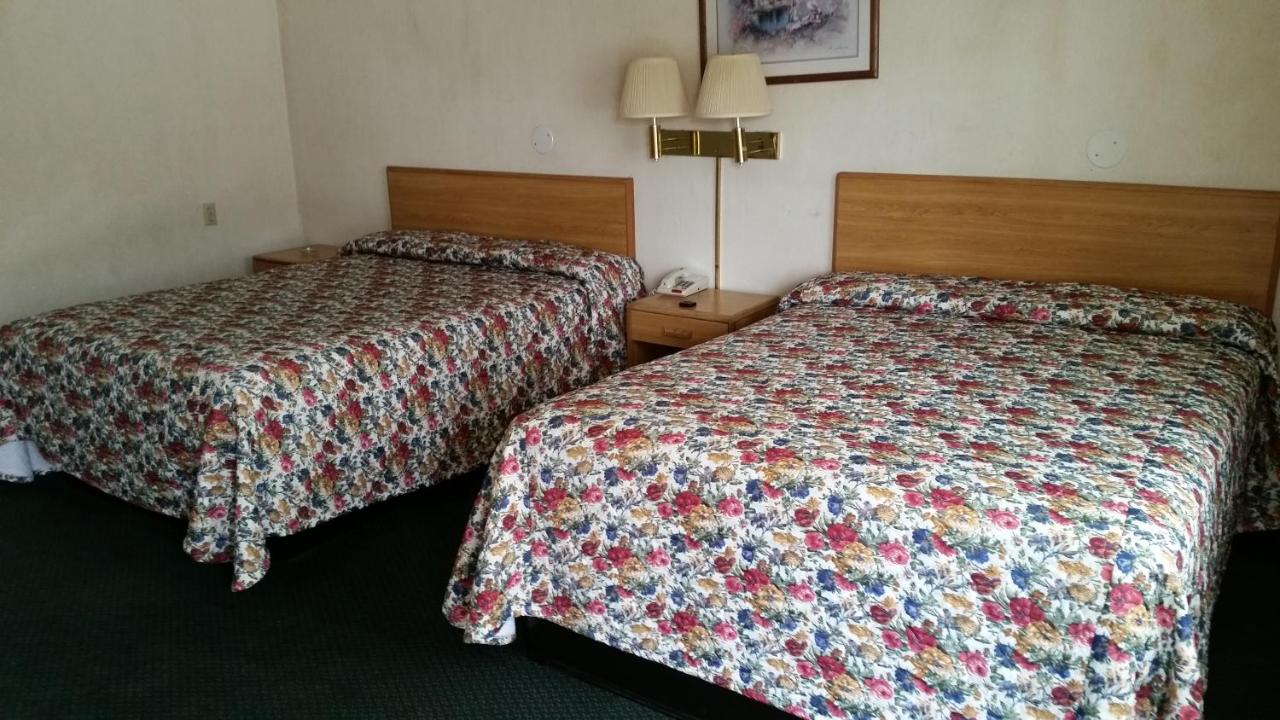 Sterling Motel — photo 21