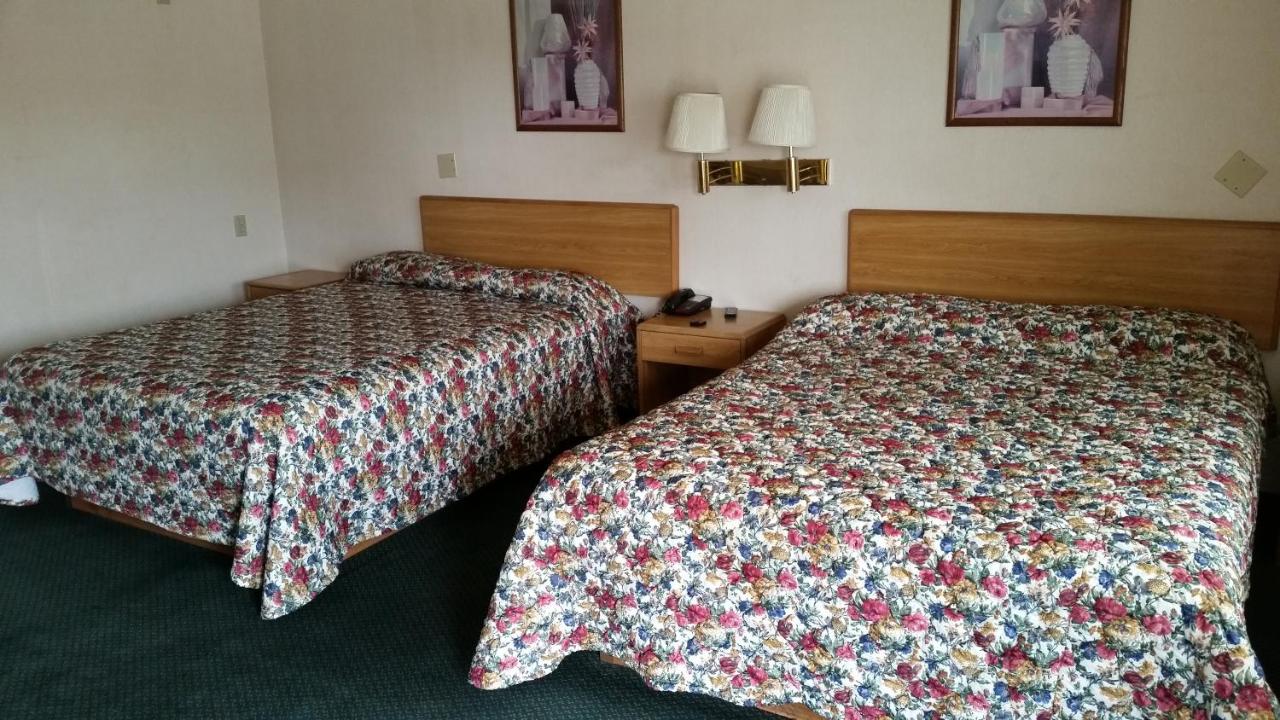 Sterling Motel — photo 19