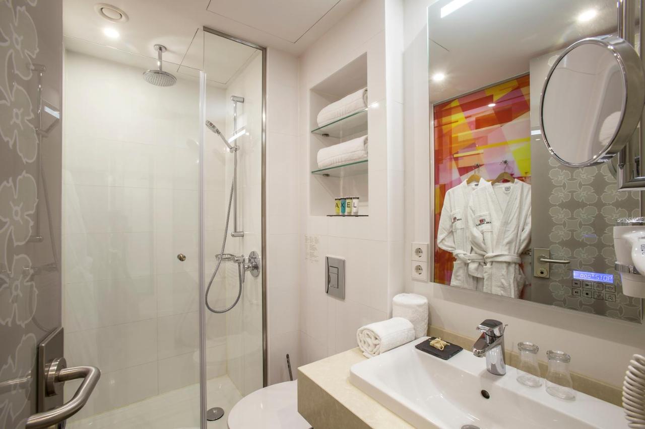 TWO Hotel Berlin by Axel - Adults Only photo