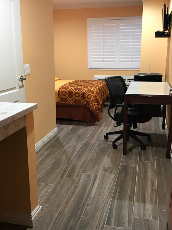 Executive Suites Inn — photo 11