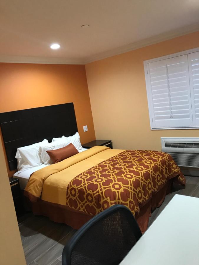 Executive Suites Inn — photo 12