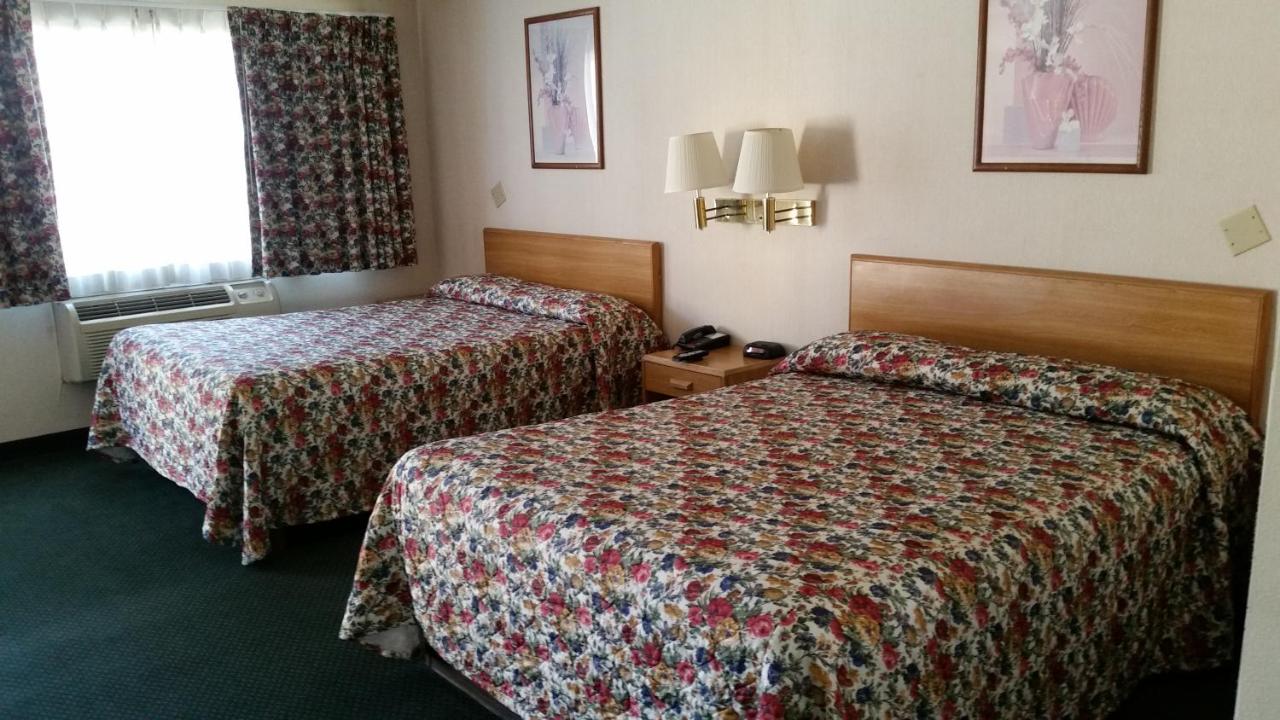 Sterling Motel — photo 15