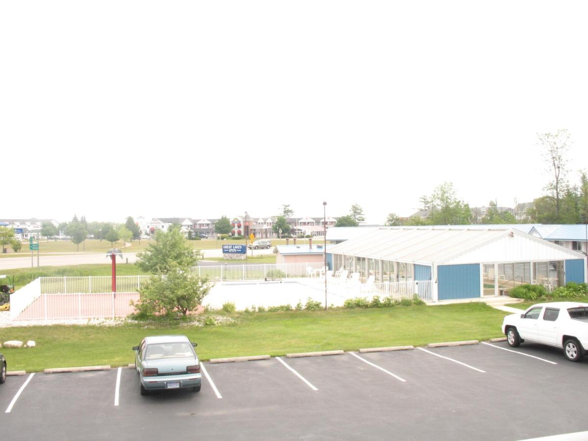 Great Lakes Motel — photo 18