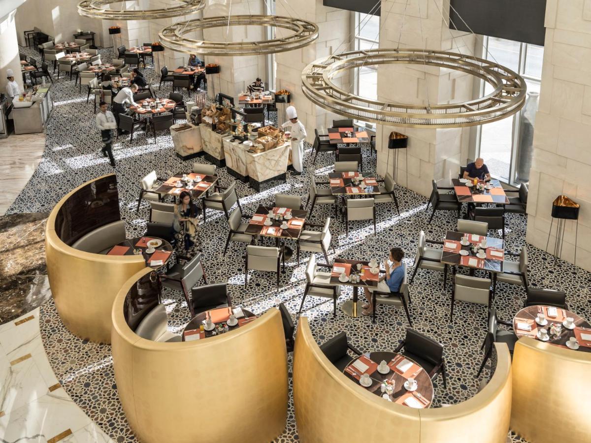 Shangri-La Dubai photo