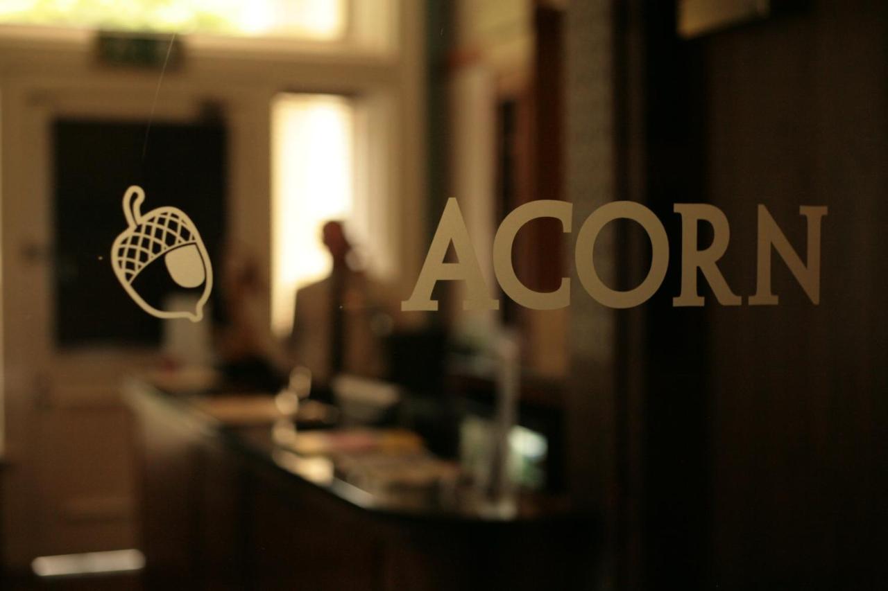 Acorn Hotel - Laterooms