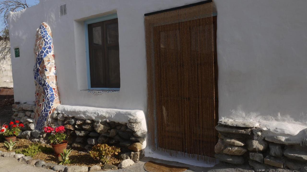 Vacation Home La Palmera Casita, Moras, Spain - Booking.com