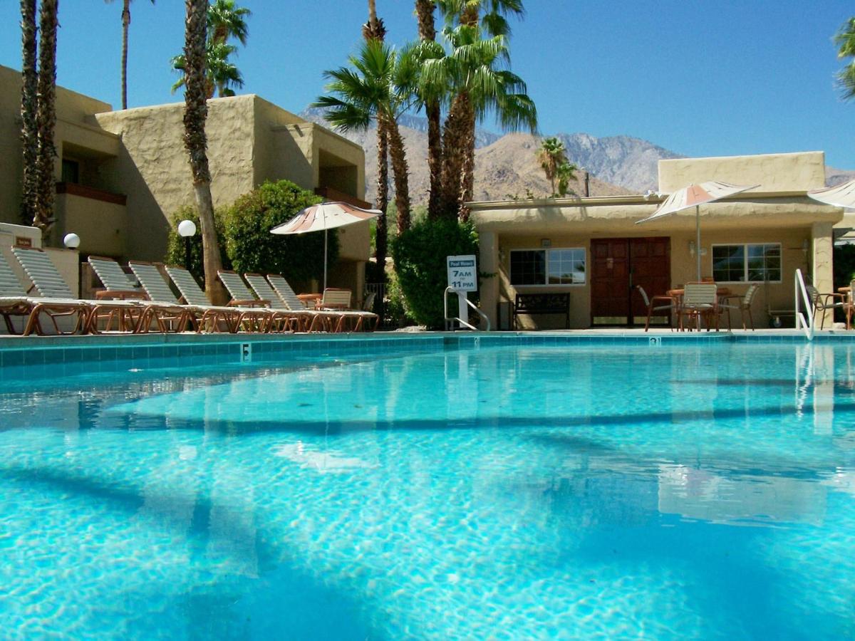 Desert Vacation Villas — photo 23