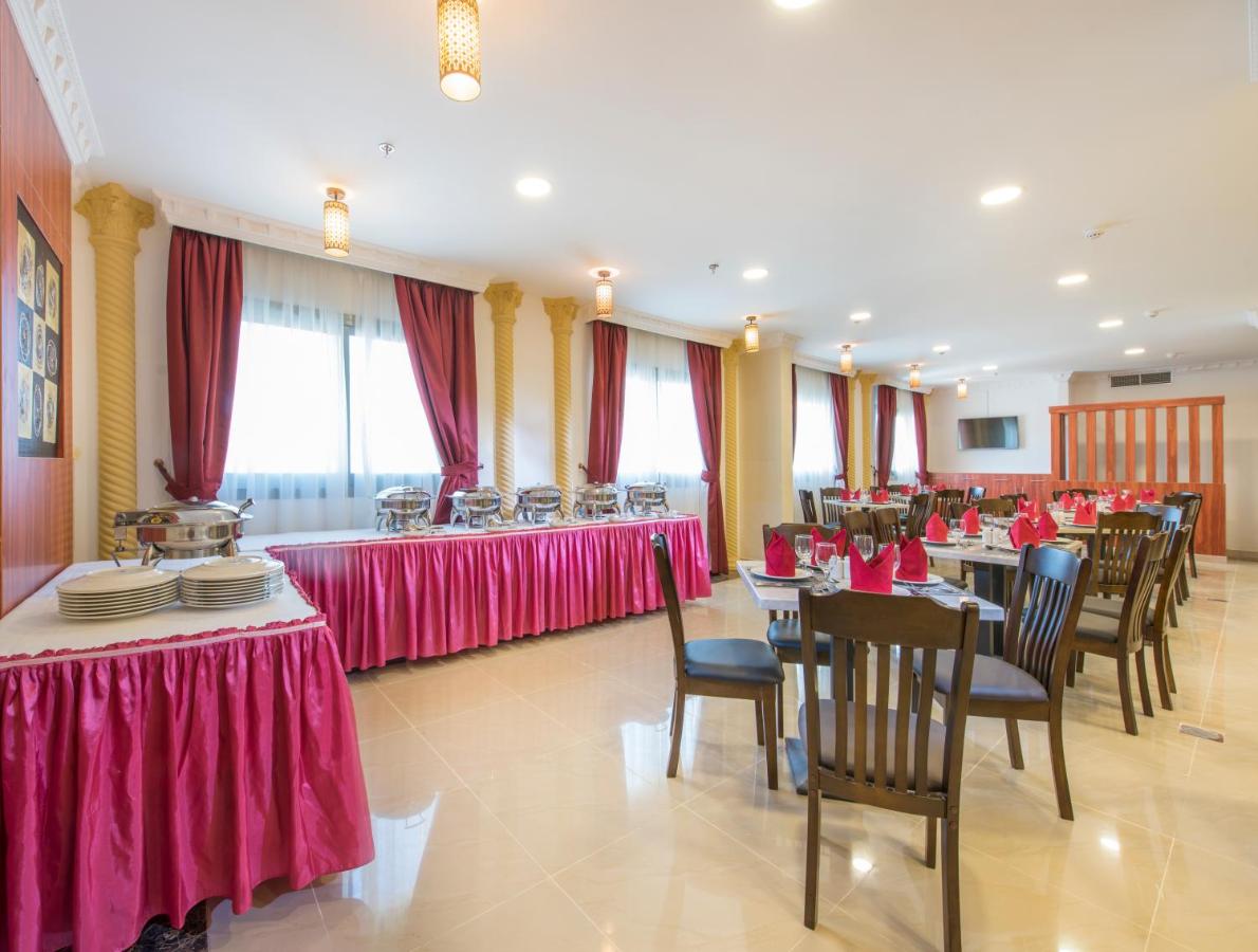 Royal Tulip Hotel LLC - 4