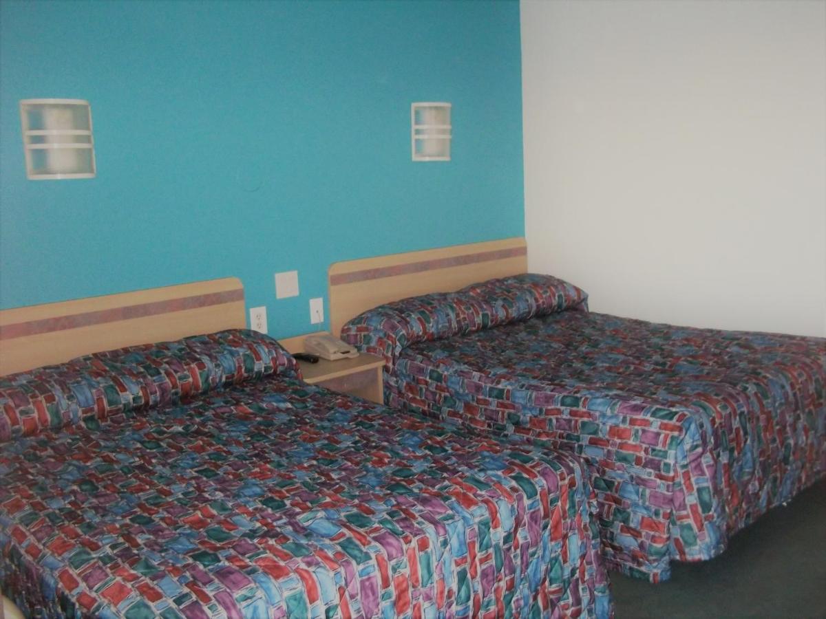 Skyline Inn — photo 13