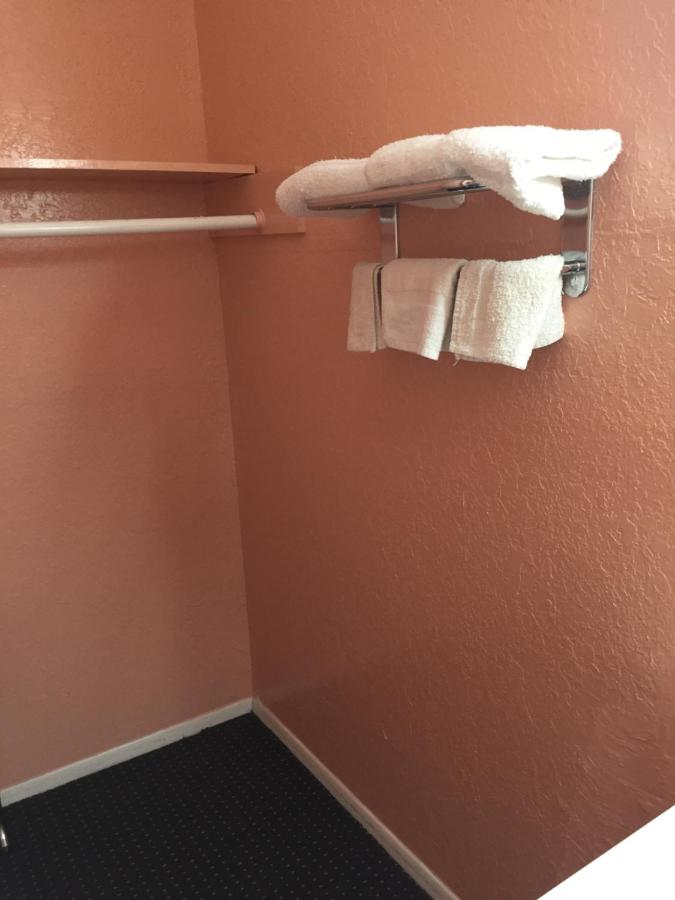 Royal inn — photo 14