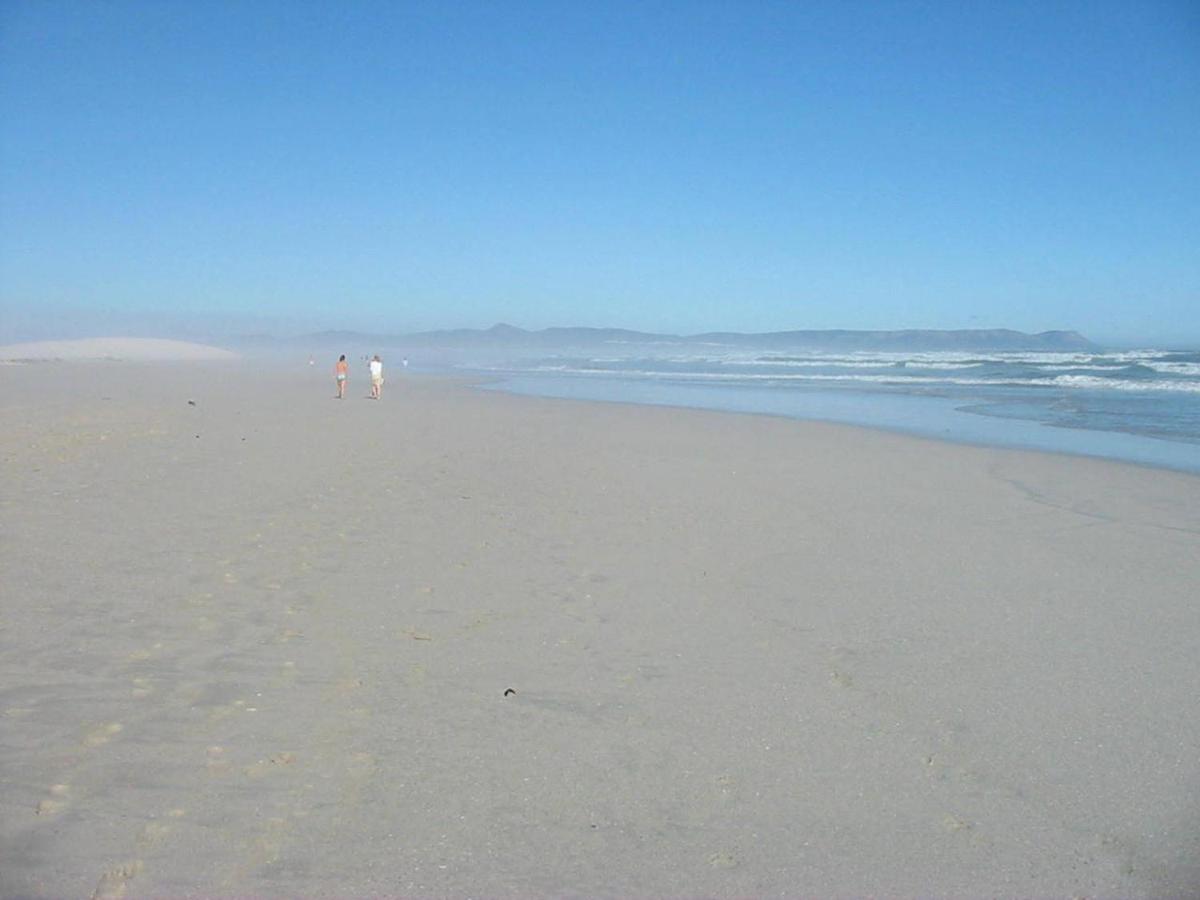 Beach: Snails' End Cottage