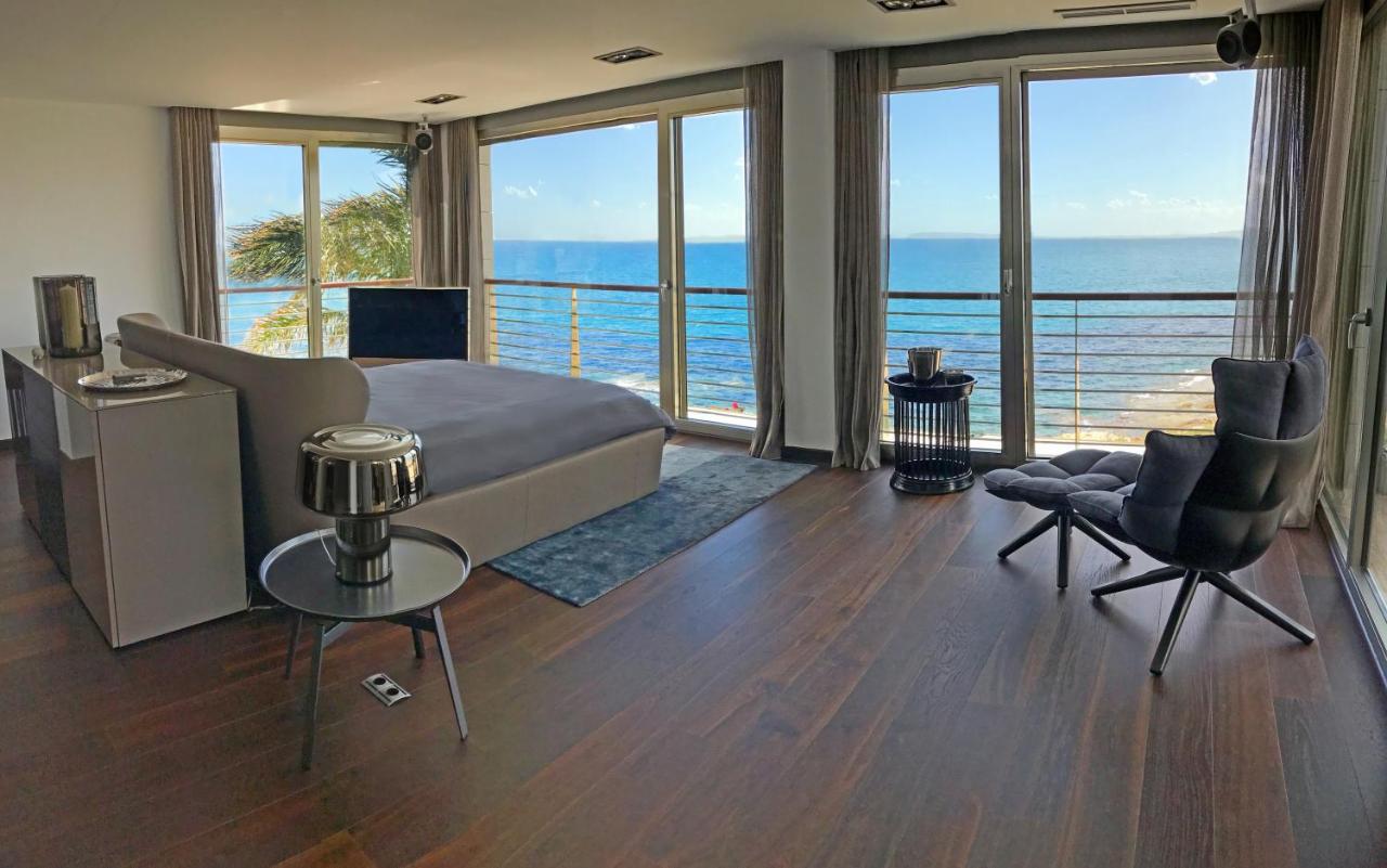 Seaside Villa, Alicante – Updated 2022 Prices
