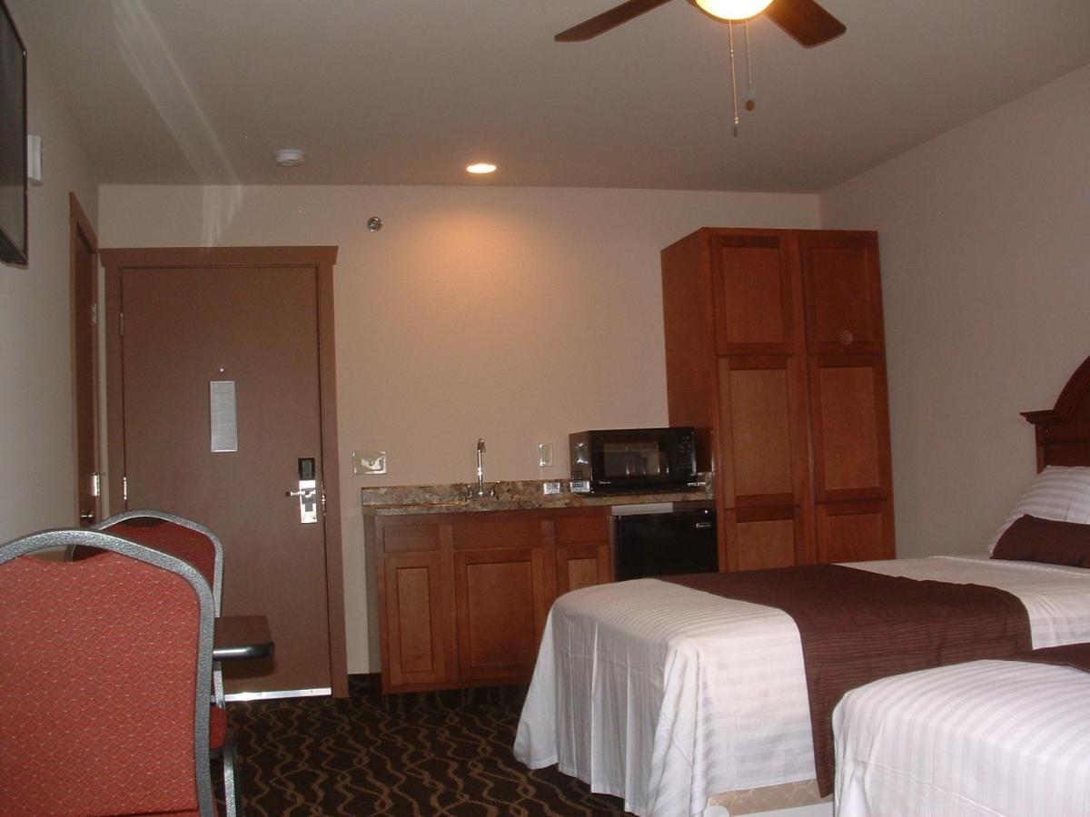 The Sunset Inn — photo 20