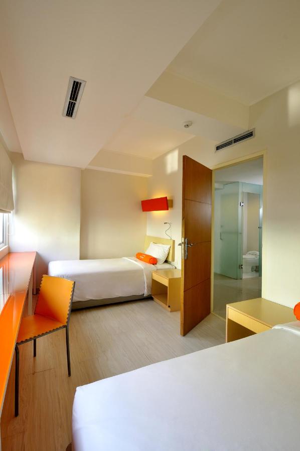 HARRIS Hotel & Residences Riverview Kuta, Bali - 2