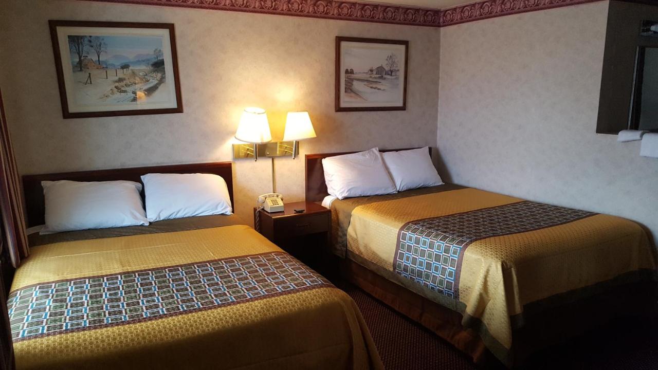 Budget Inn — photo 9