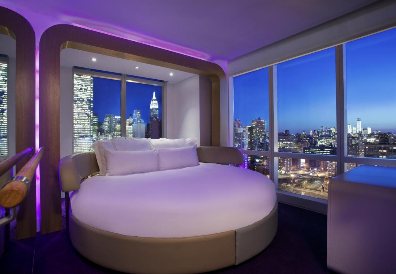 YOTEL New York Times Square - 2