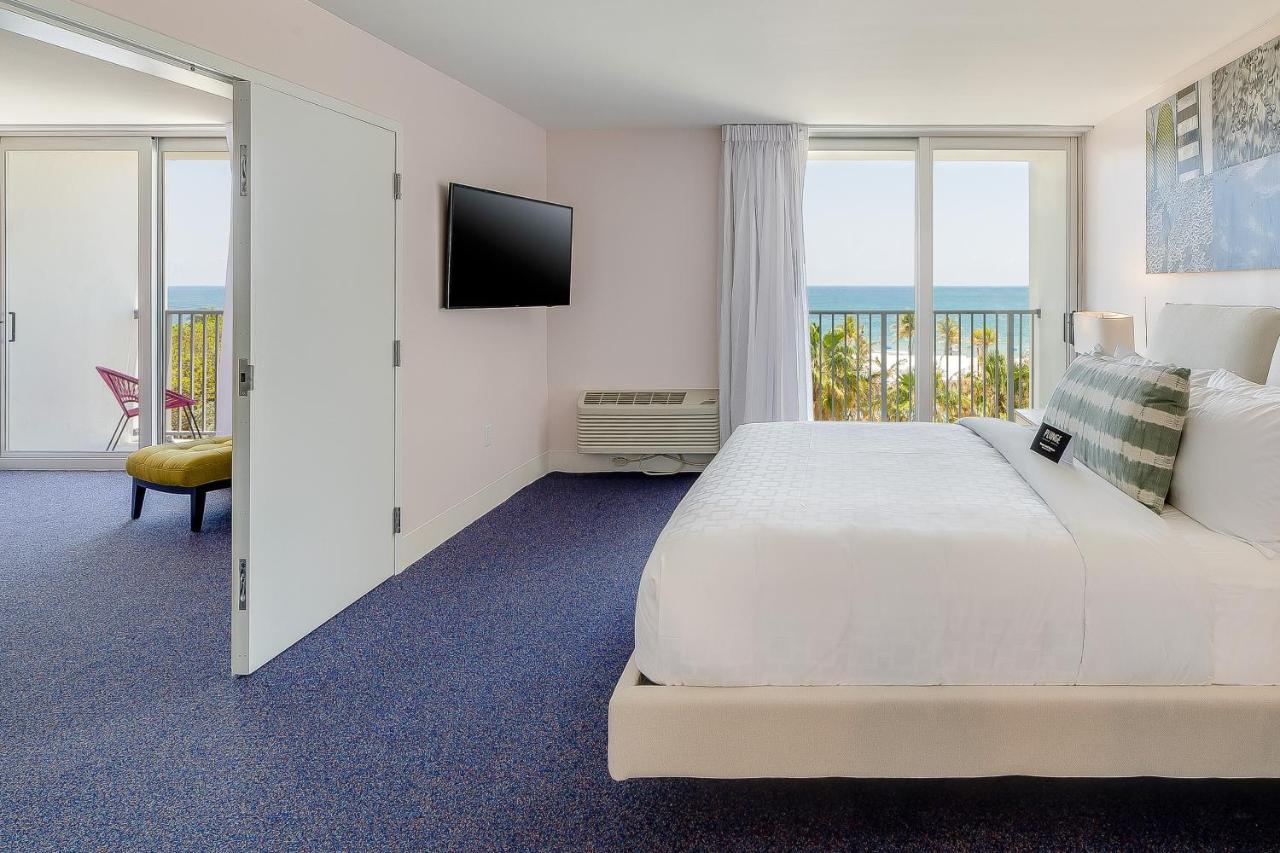 Plunge Beach Resort — photo 17