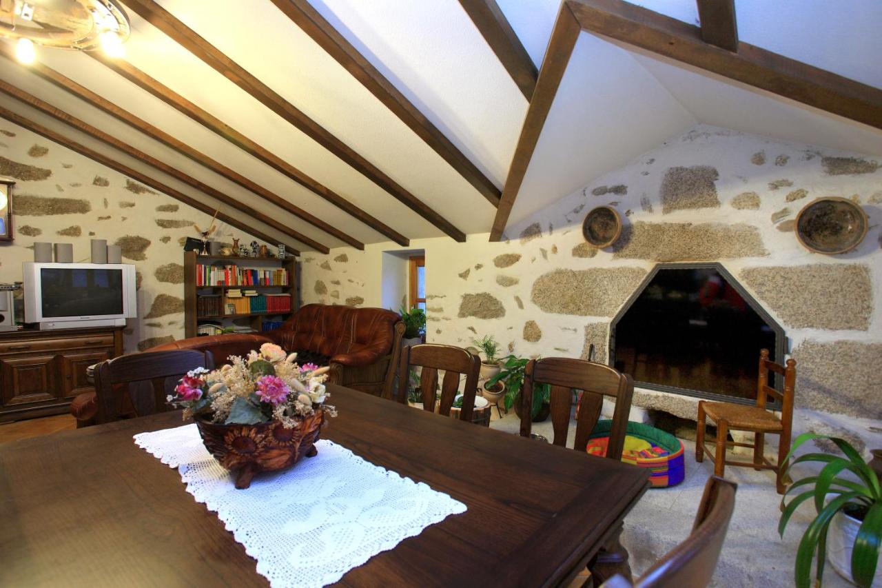 Hotel Rústico Casa Franco, Adelán, Spain - Booking.com