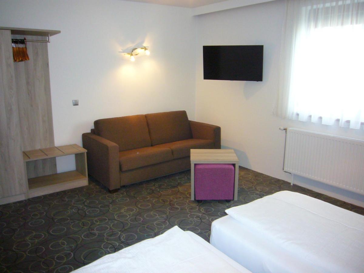 Hotel Strebersdorferhof photo