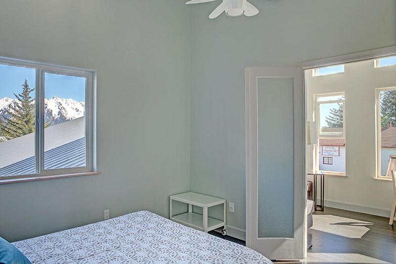 Adams Street Bed & Breakfast — photo 23