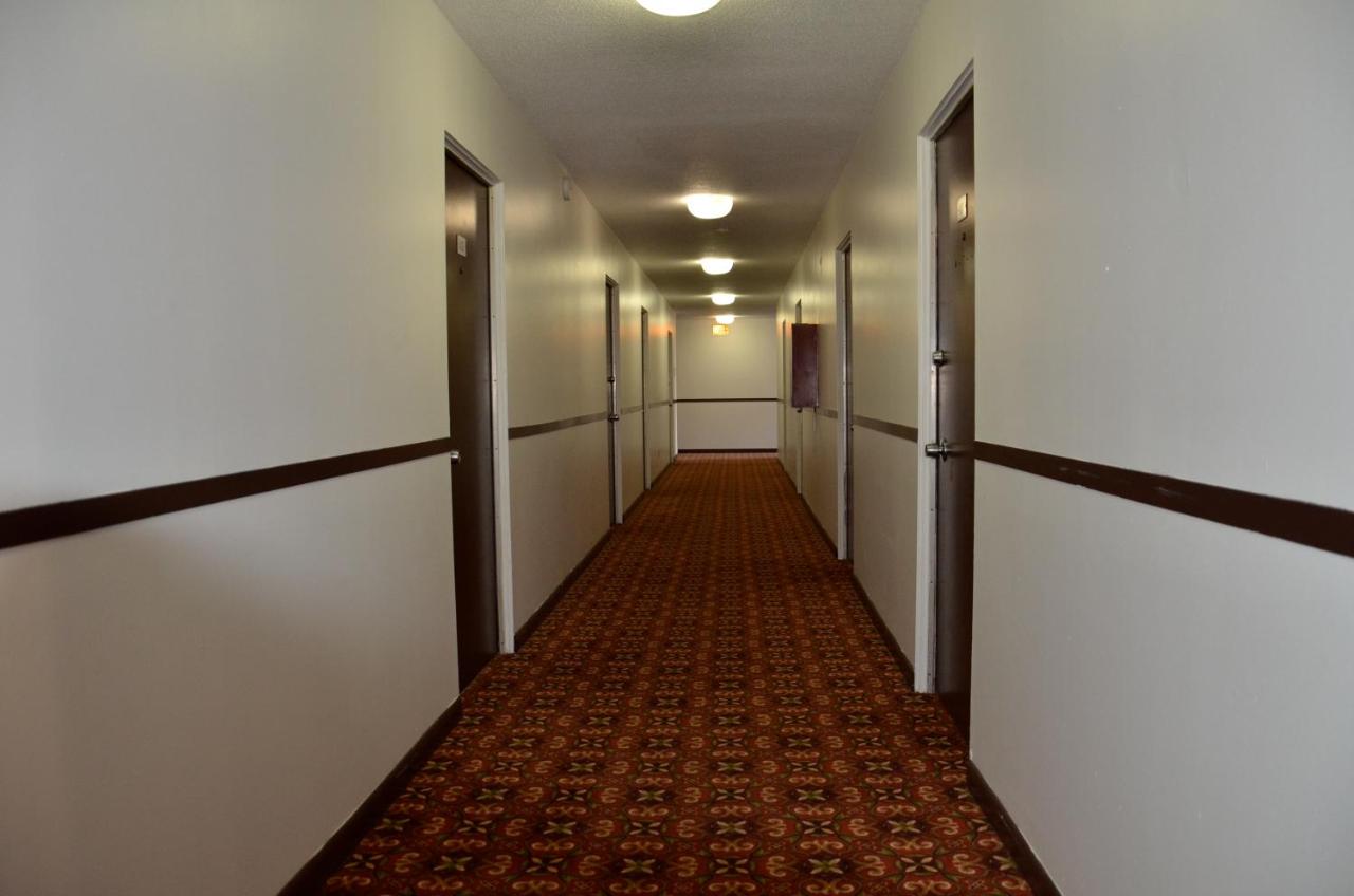 Village Inn Motel — photo 11