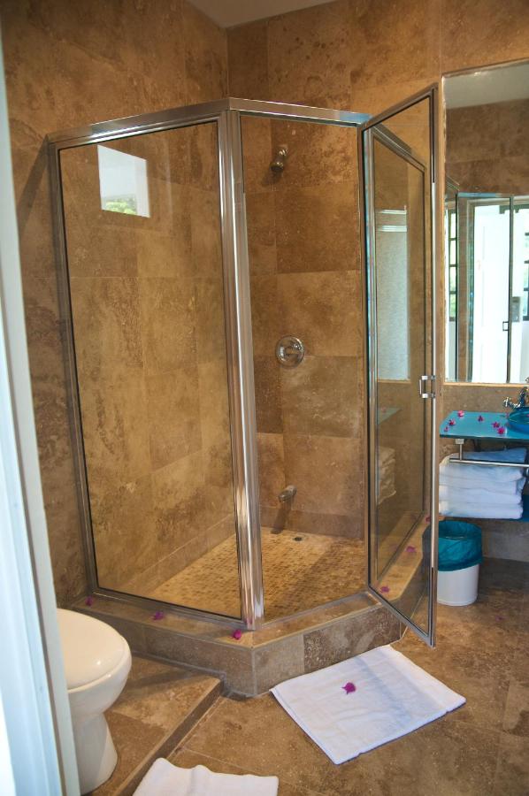 Bacolet Beach Club - 4