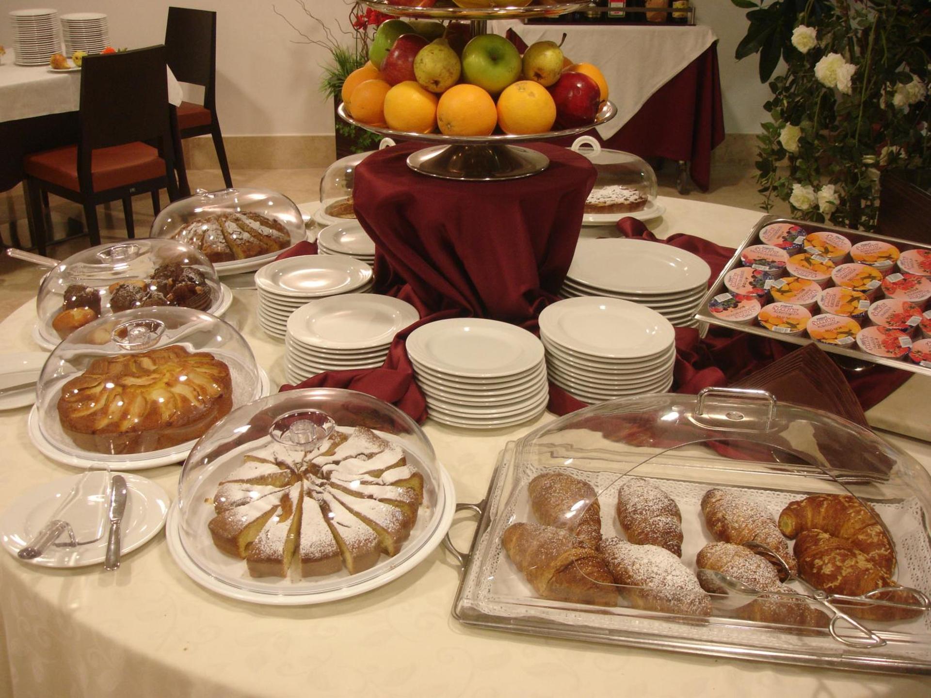 Centrum Palace Hotel - Photo 3