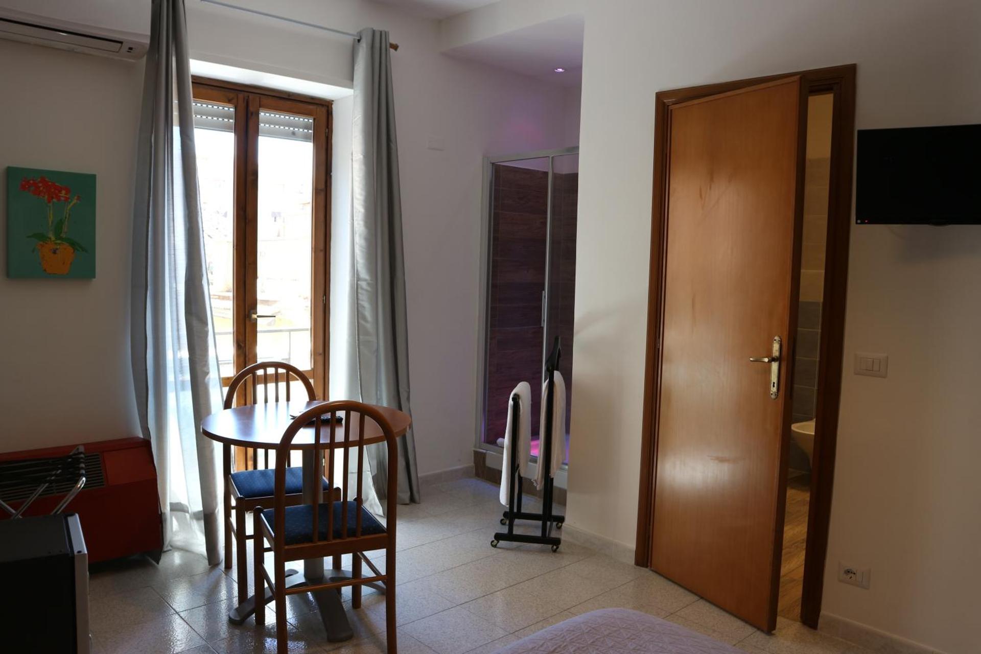 Hotel Viterbo Inn - Photo 17