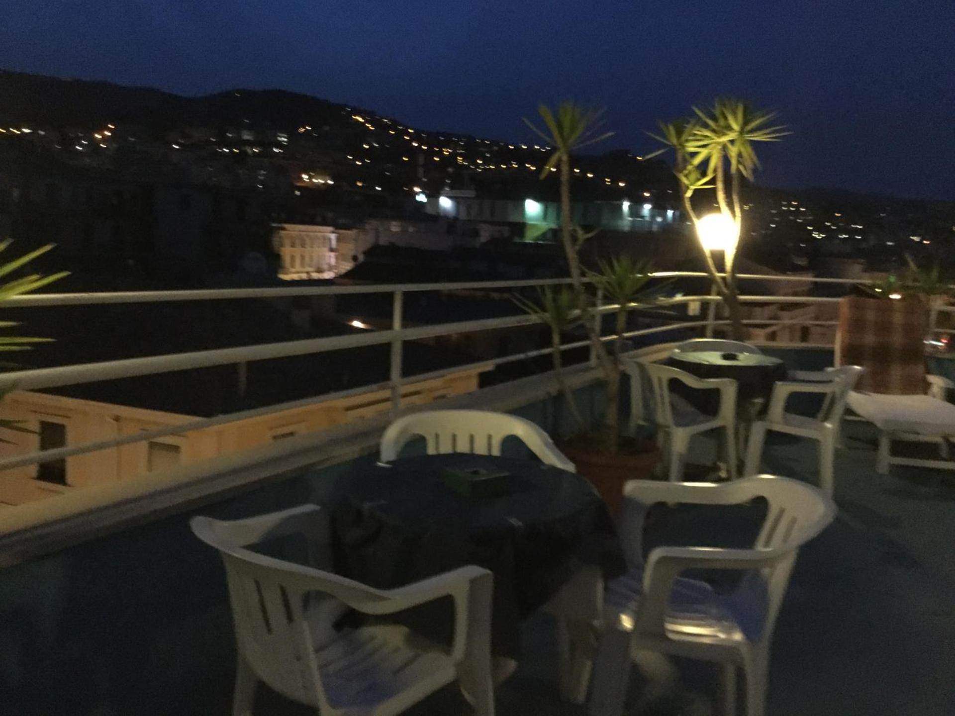 Hotel Belvedere - Photo 35