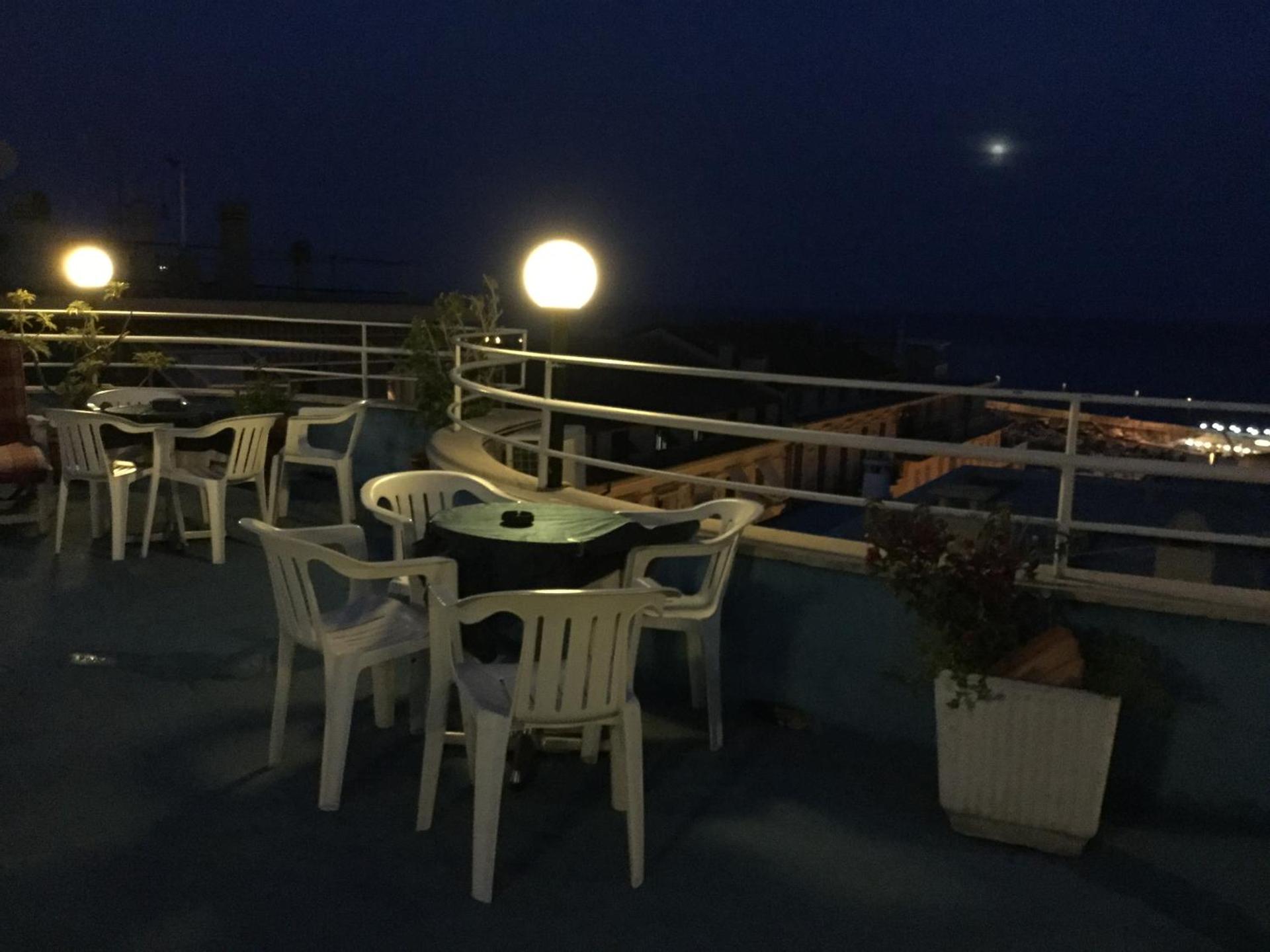 Hotel Belvedere - Photo 30