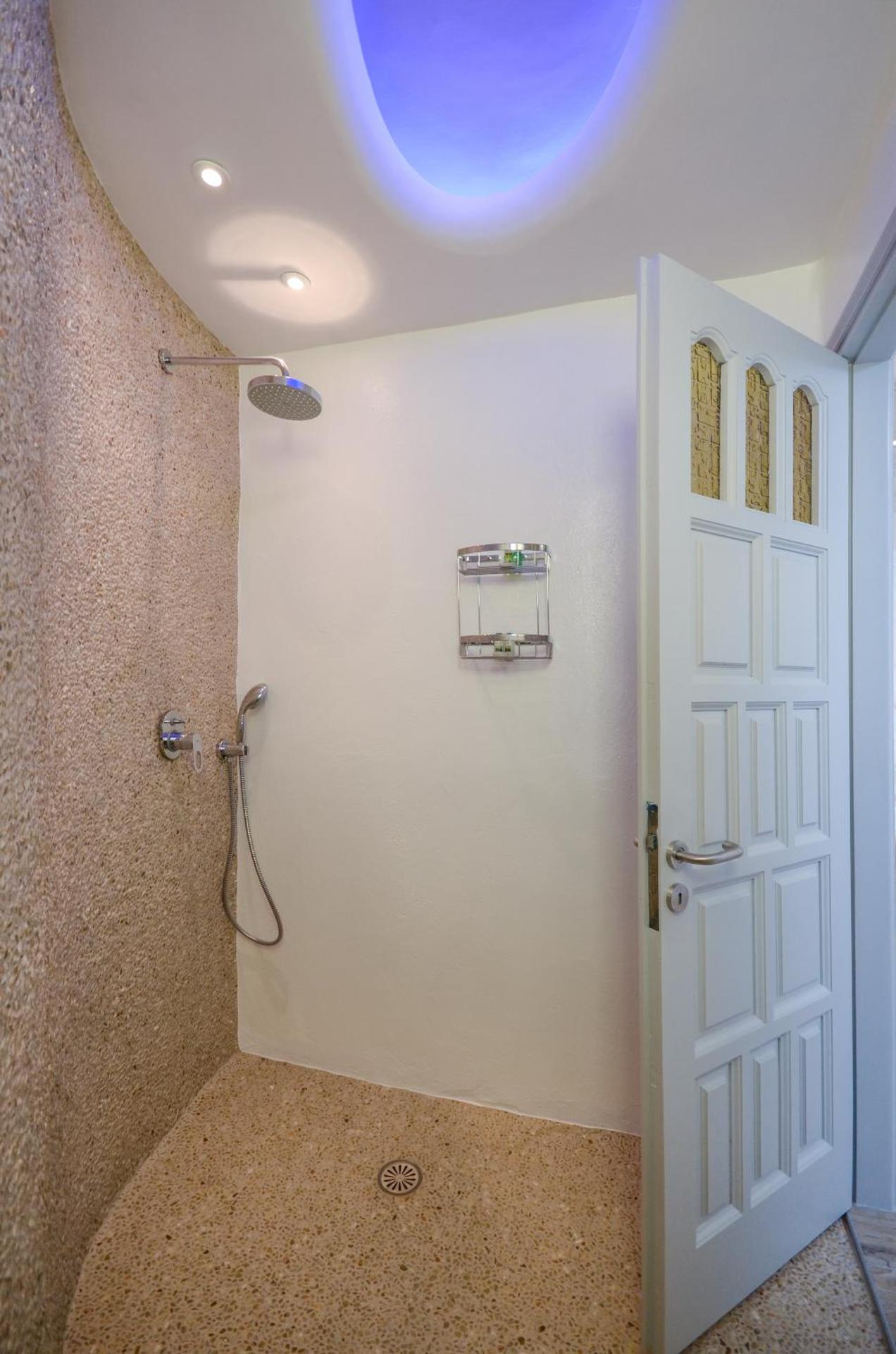 Villa Adriana Hotel - Photo 37