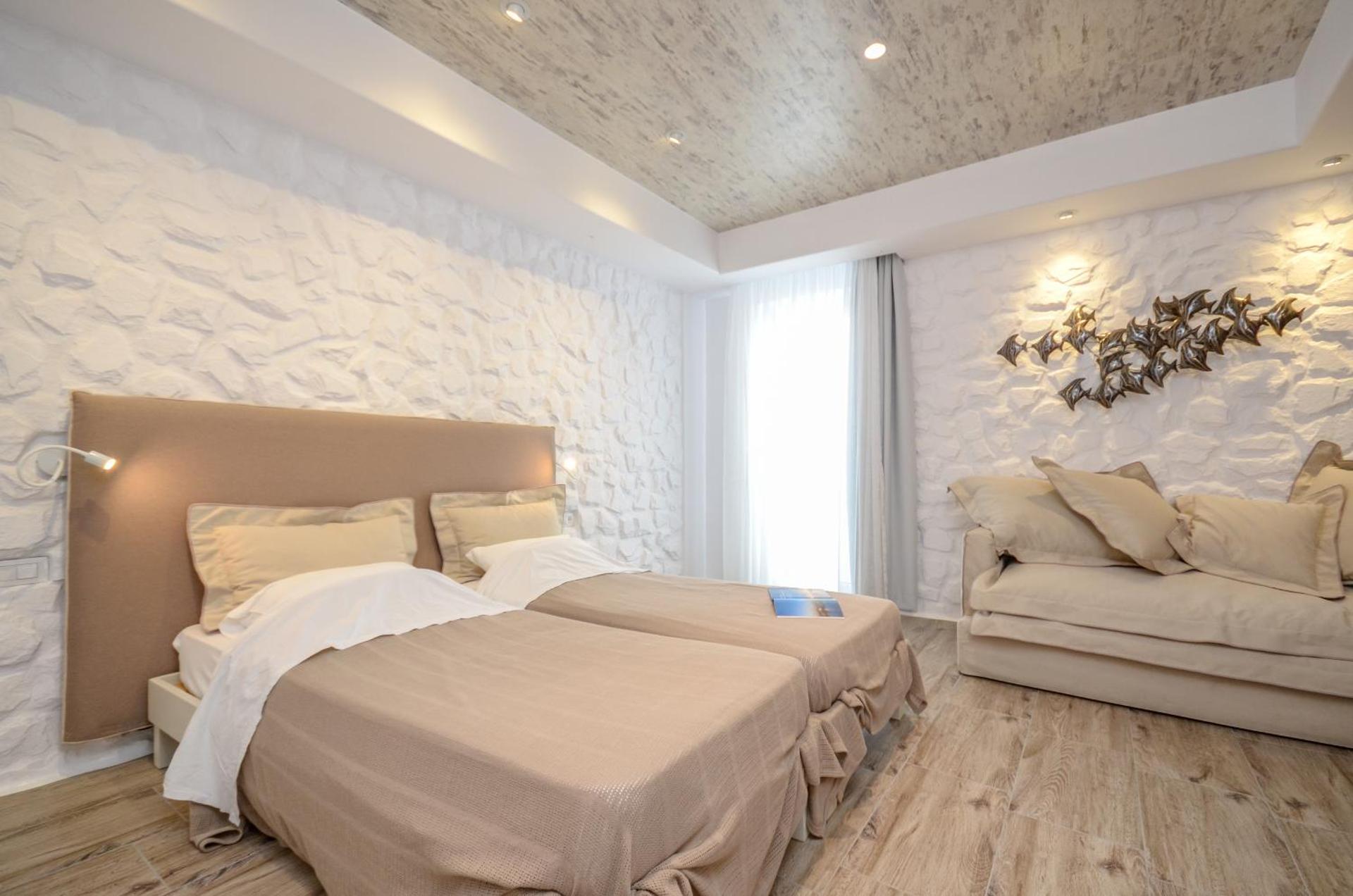 Villa Adriana Hotel - Photo 28